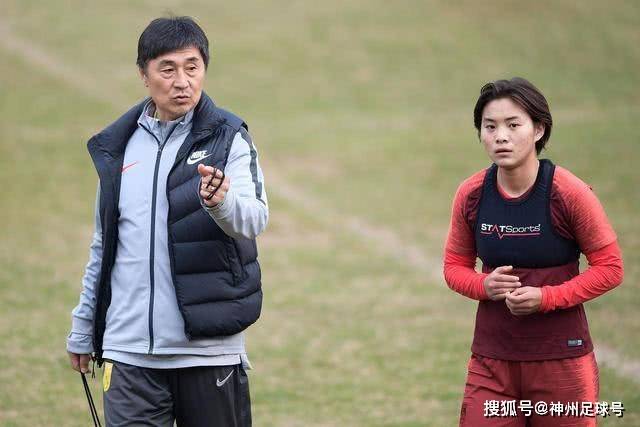 雷霆主场战胜掘金 取得两连胜